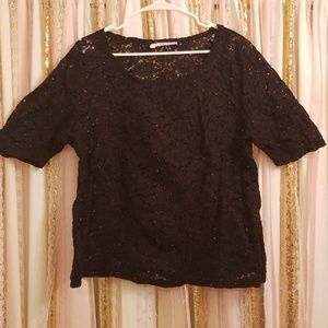 Black 1/2 sleeve top